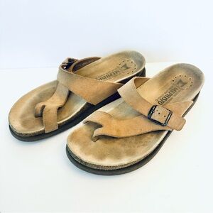 Mephisto Helen suede tan warm grey supportive sandals, size 39